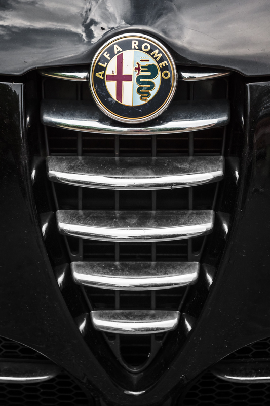Alfa-Romeo-grille
