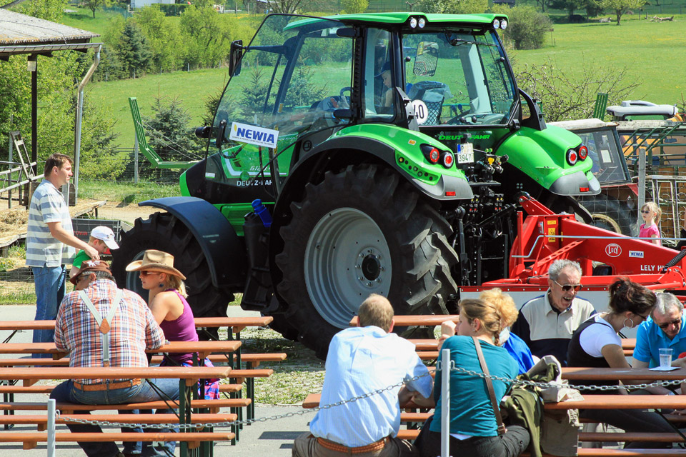 Roupov-farm-International-Year-of-Family-Farming-tractor