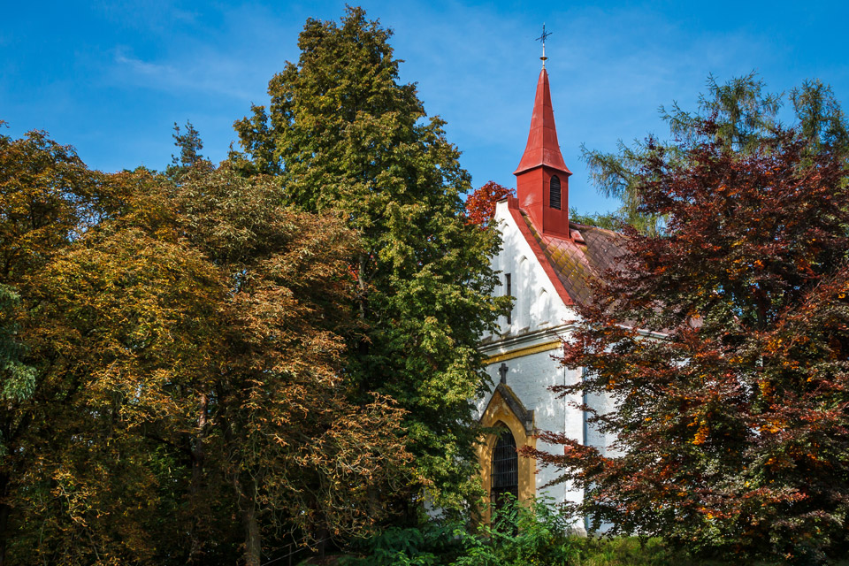 Klenová-church